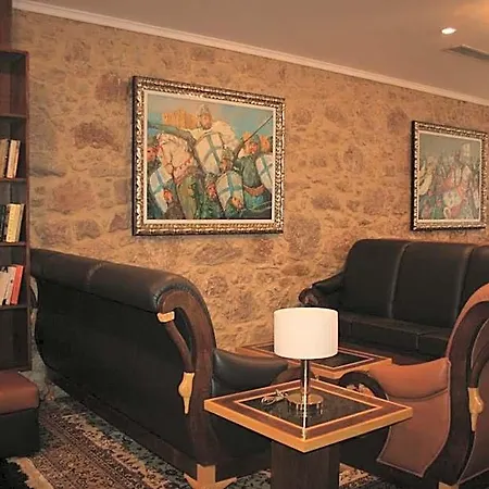 Ibn-arrik Hotel