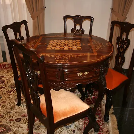 Ibn-arrik 4* קוימברה