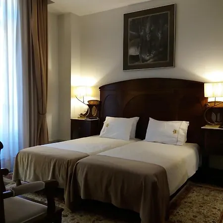 Ibn-arrik Hotel 4*